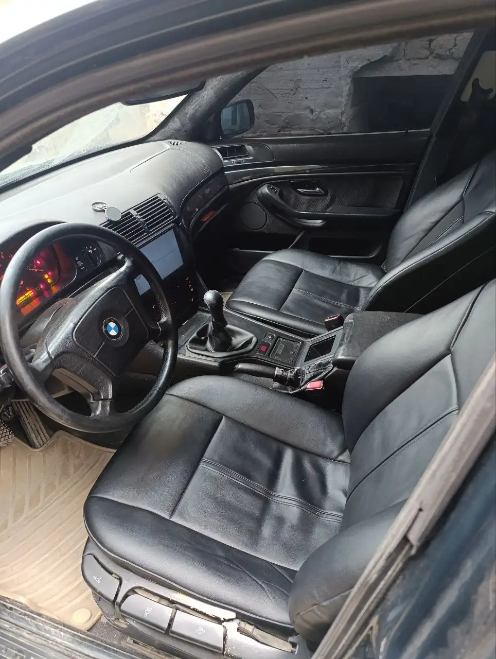 BMW E39 2000 года с двигателем 2.0 Vanos - Легковые автомобили (Авто) в Казань