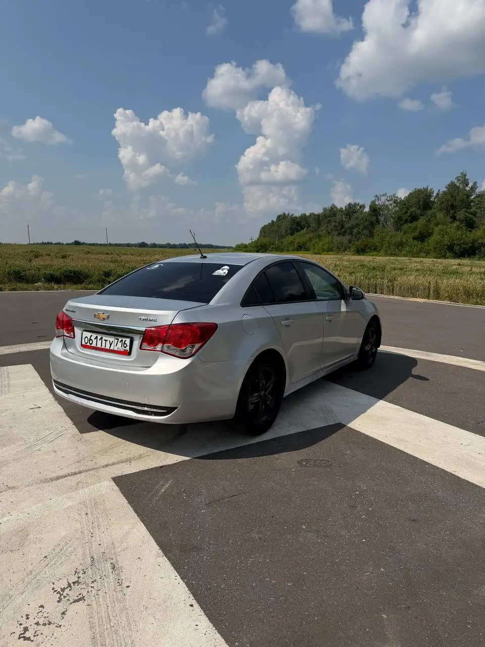 Chevrolet Cruze 2010 Автомат - Легковые автомобили (Авто) в Лениногорск