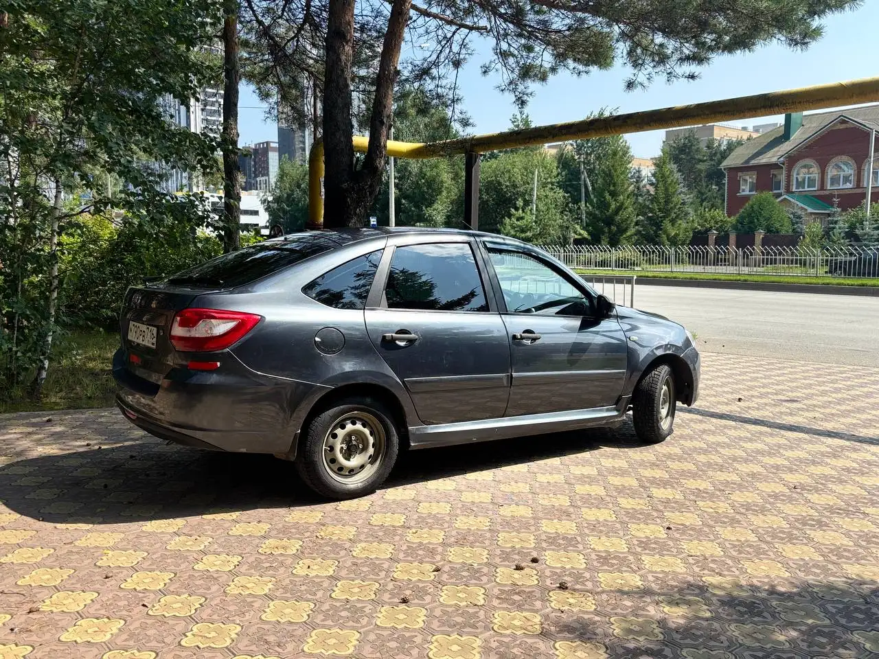 Личный автомобиль 2015 года, LIFTBEK, 127 мотор - Легковые автомобили (Авто) в Казань