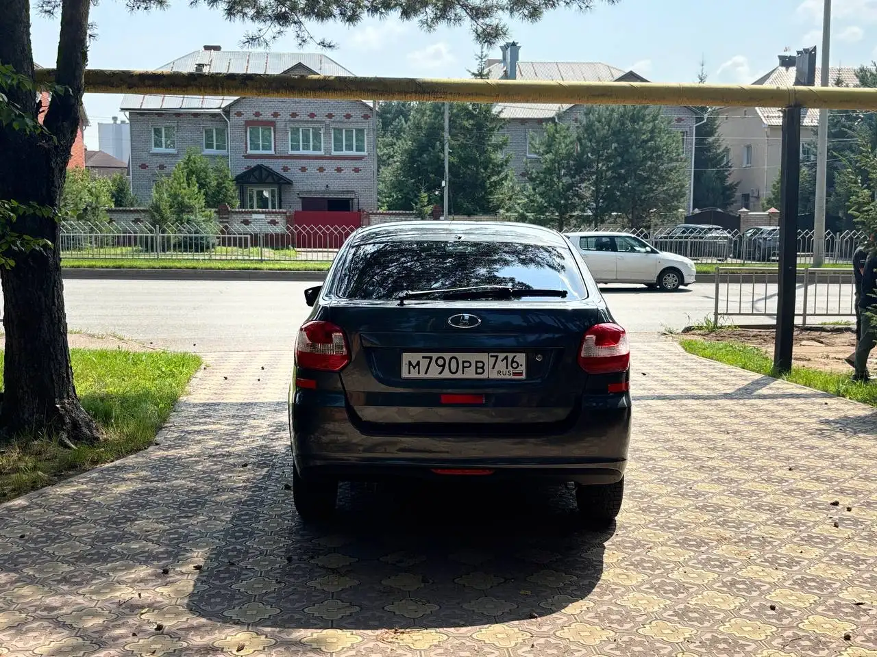 Личный автомобиль 2015 года, LIFTBEK, 127 мотор - Легковые автомобили (Авто) в Казань