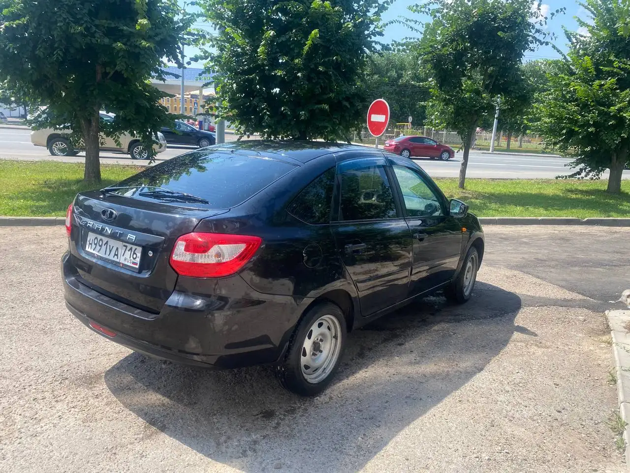 Лада Гранта лифтбек 2015 г.в. - Легковые автомобили (Авто) в Казань