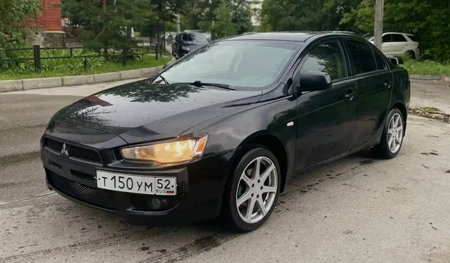 Mitsubishi Lancer 10 2007 - Ниссан Тиида в Казань