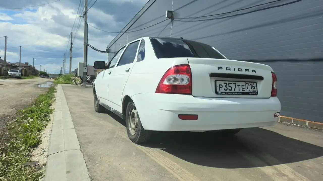 Lada Priora 2011 - Легковые автомобили (Авто) в Казань