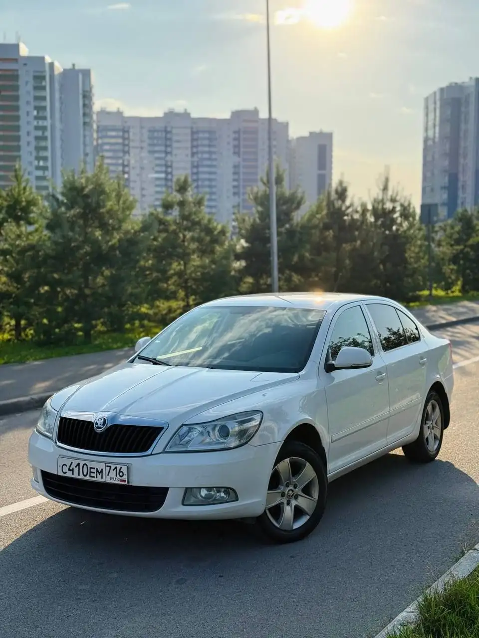Шкода Октавия 1.8 автомат 2011 года - Авто в Казань