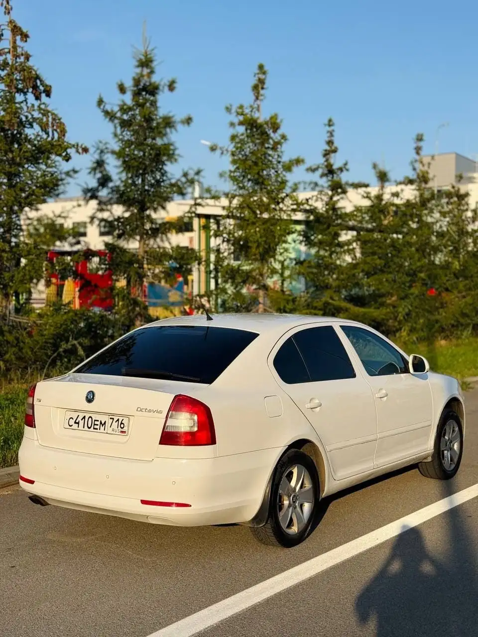 Шкода Октавия 1.8 автомат 2011 года - Авто в Казань