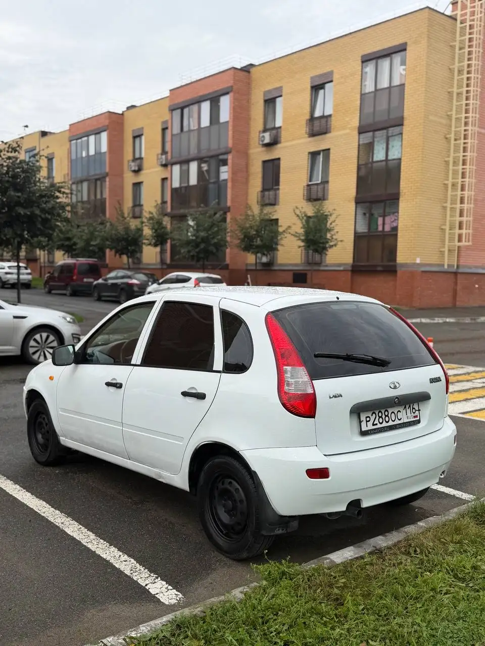 Продажа автомобиля 2012 года, 2 хозяина, кондиционер - Легковые автомобили (Авто) в Казань