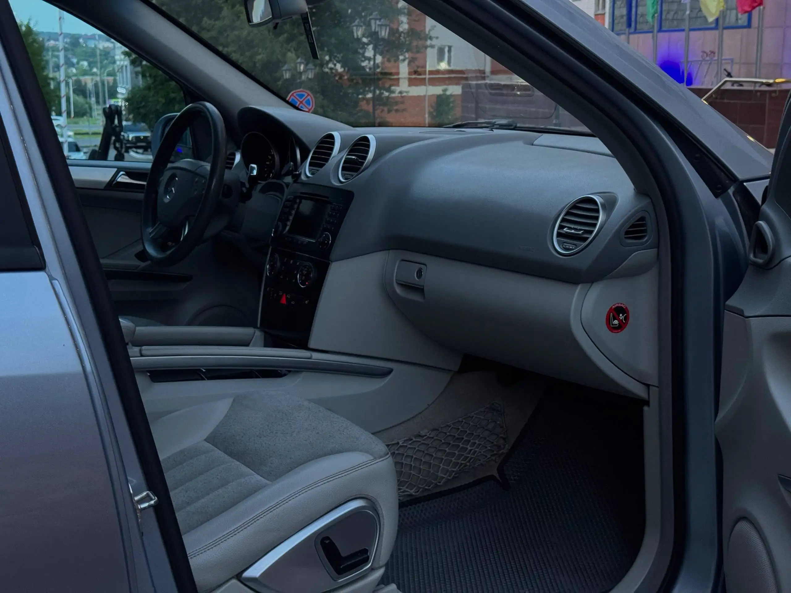 Продам автомобиль 2006 года, двигатель 3.5, пробег 250к - Автомобили (Авто) в Казань