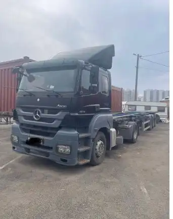 Mercedes-Benz AXOR 2012