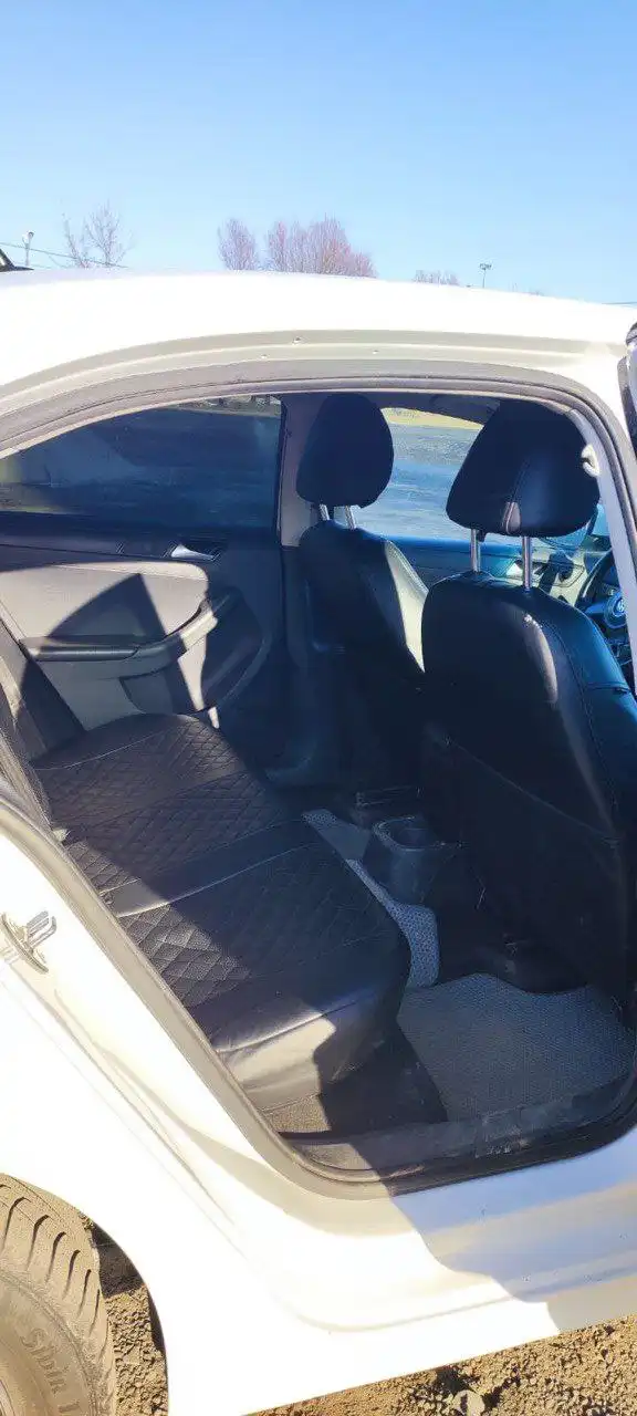 VW Jetta 2014, 1.6 МКПП, пробег 256000 км