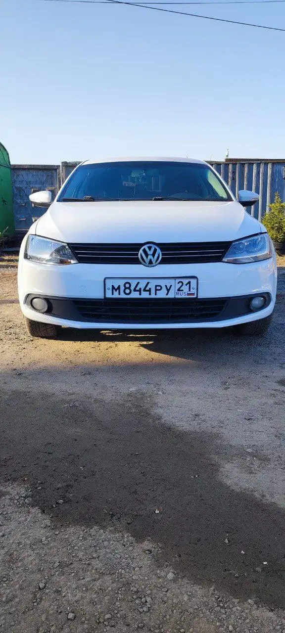 VW Jetta 2014, 1.6 МКПП, пробег 256000 км