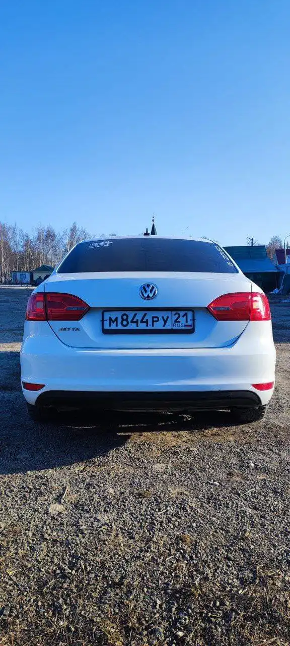 VW Jetta 2014, 1.6 МКПП, пробег 256000 км