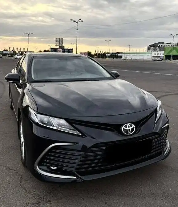 Продам Toyota Camry 2021