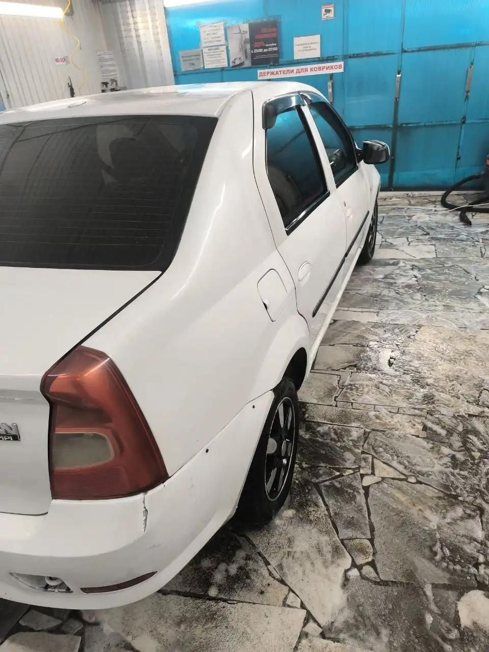 Рено Логан 2014