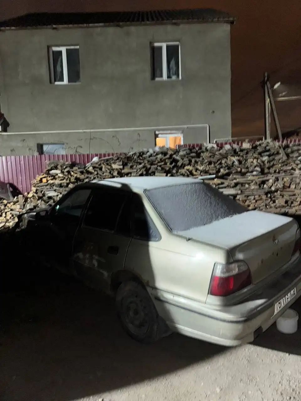 Продажа двух автомобилей Нексия