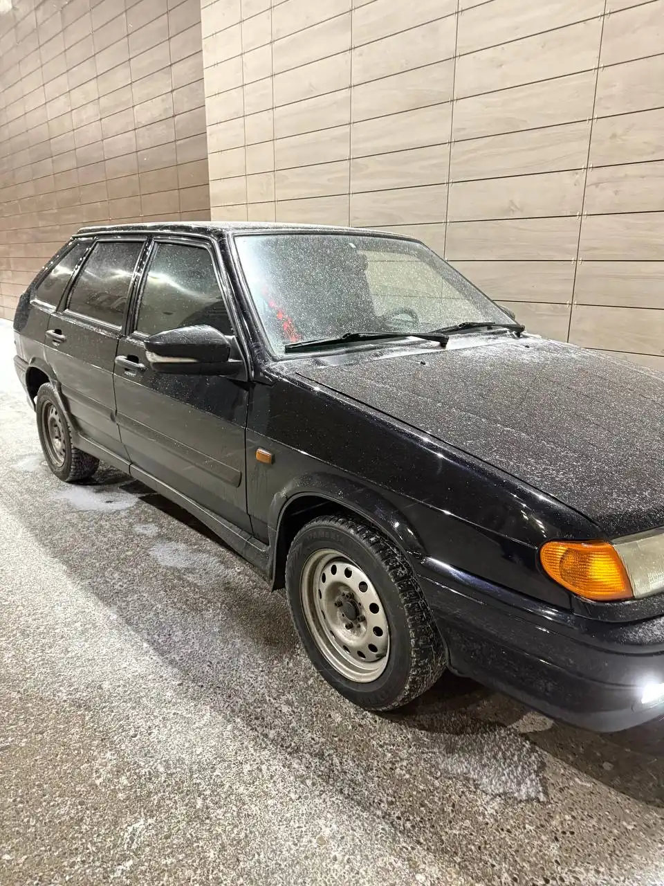 Автомобиль ВАЗ 2114 2011 года в отличном состоянии