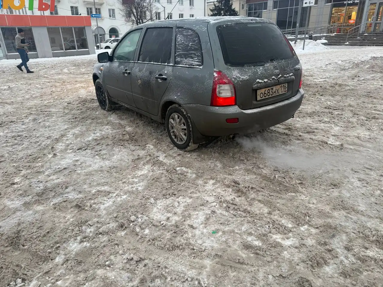 Продажа автомобиля 2011 года, 2 хозяина, на учете, в отличном состоянии