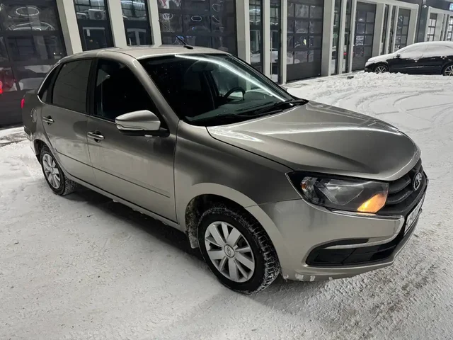 Продажа автомобиля с одним владельцем, кондиционером, подогревами - частное объявление в Набережные Челны