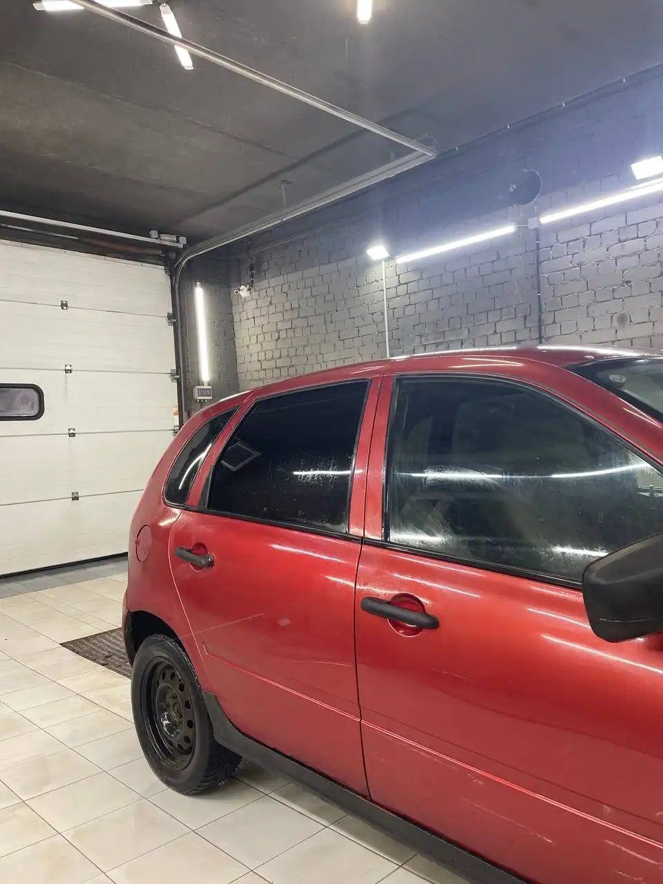 Lada Kalina Lux 2011 года, 2 хозяина, кондиционер