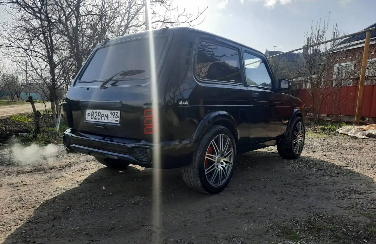Продажа Лада 4х4 2121 Нива 2000 года