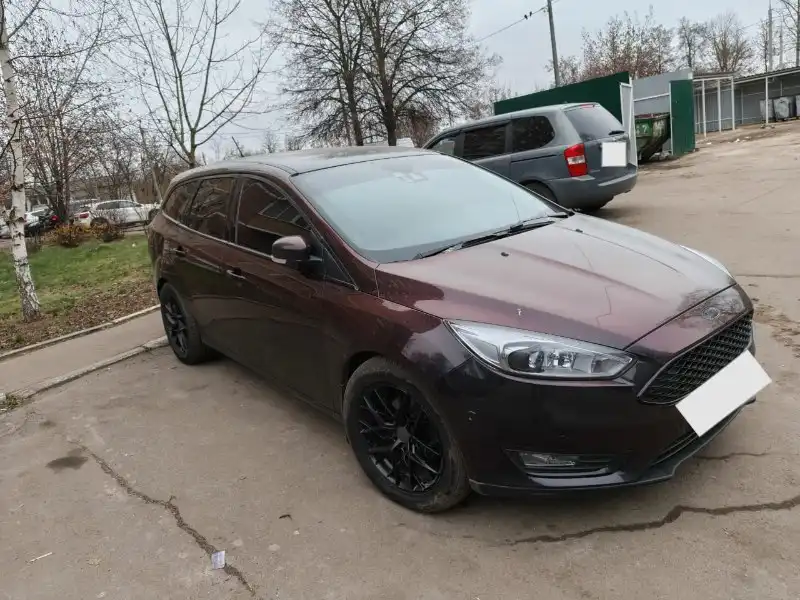 Ford Focus 3 поколение 2018 года с дизельным двигателем