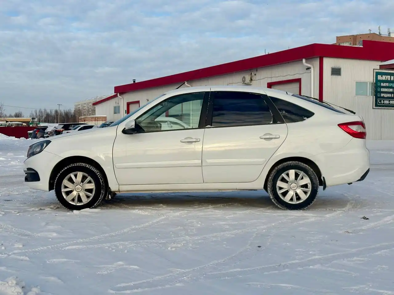 Продажа Lada Granta Liftback 2019 года - Легковые автомобили (Авто) в Нижнекамск