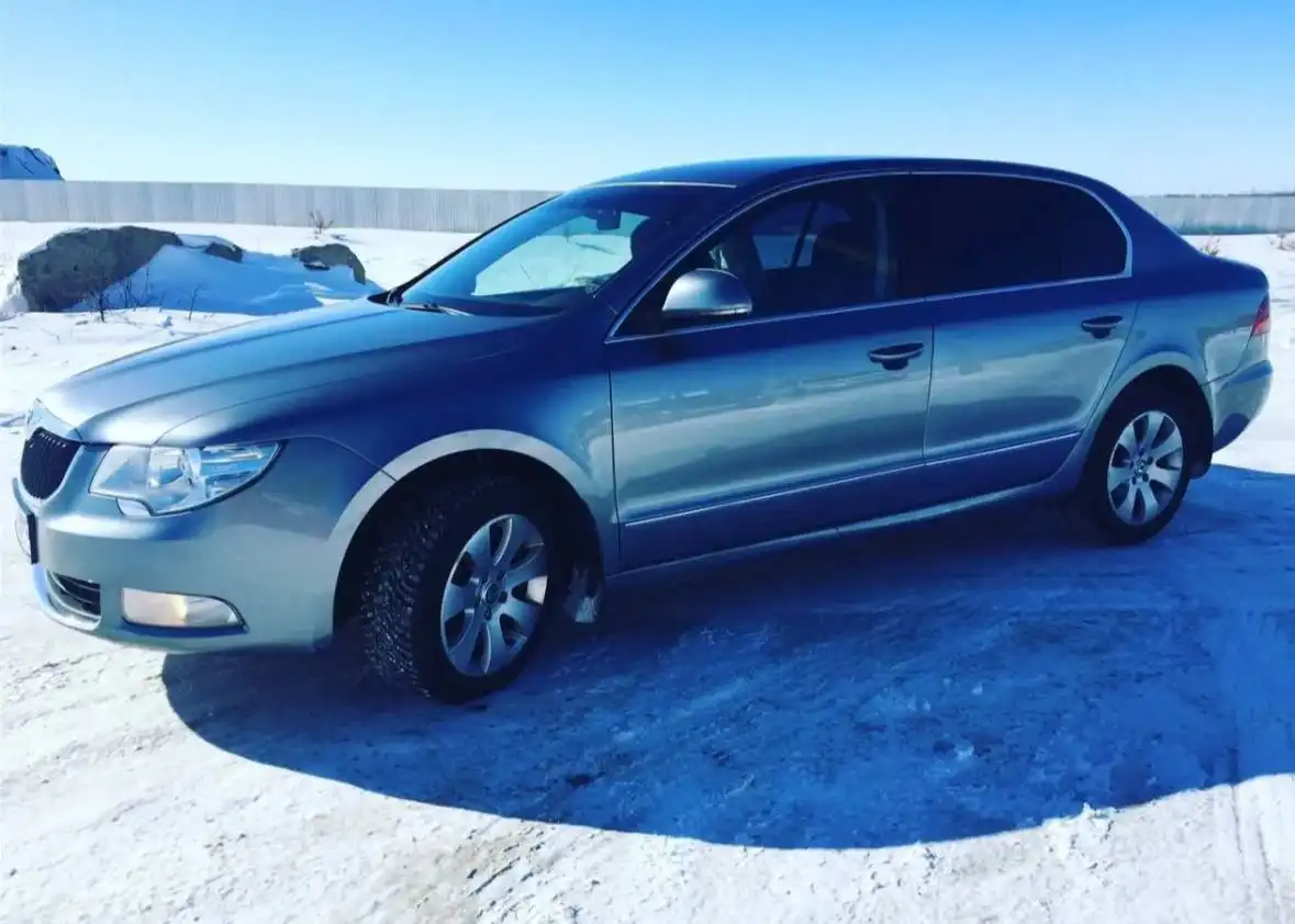Продажа Škoda Superb 2011 года с новым сцеплением и мехатроником - Авто в Казань