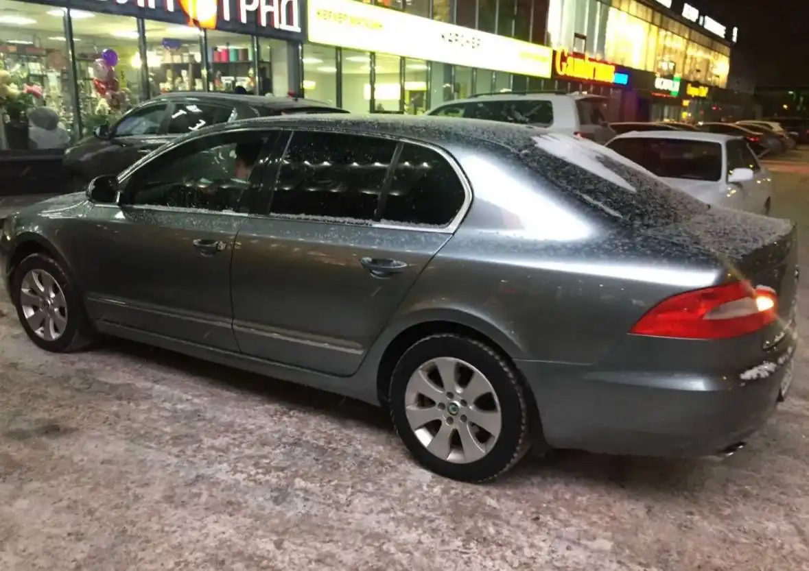 Продажа Škoda Superb 2011 года с новым сцеплением и мехатроником - Авто в Казань