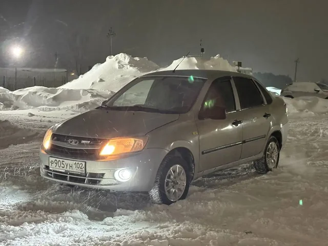 LADA GRANTA 2014 года в хорошем состоянии - Легковые автомобили в Нижнекамск