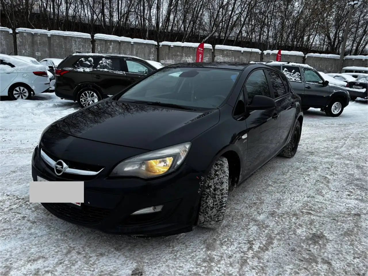 Opel Astra J 2013/14 года, 1.6 л, бензин, пробег 240000 км - Легковые автомобили (Авто) в Альметьевск