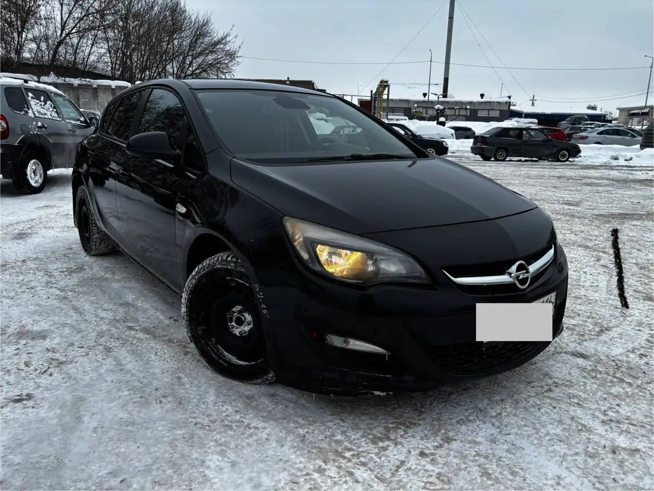 Opel Astra J 2013/14 года, 1.6 л, бензин, пробег 240000 км - Легковые автомобили (Авто) в Альметьевск