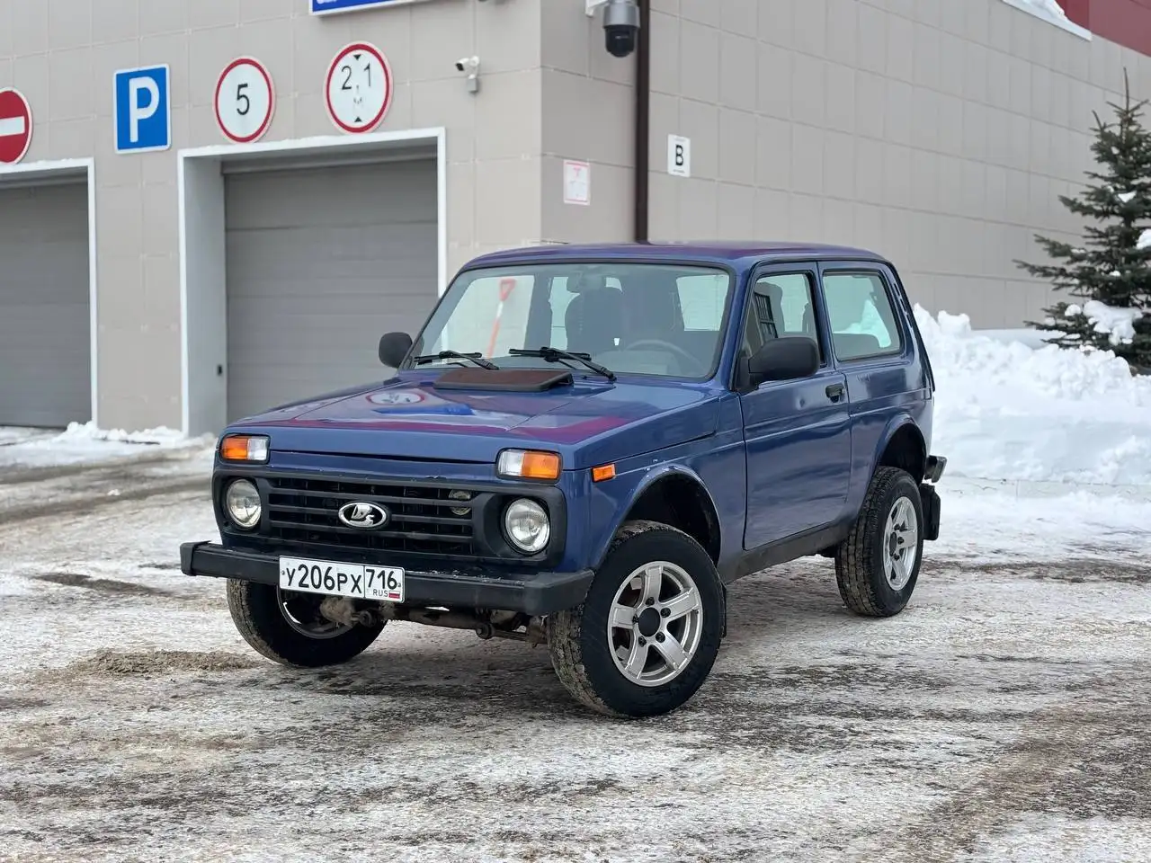 Продажа автомобиля Нива 2017 года - Легковые автомобили (Авто) в Казань