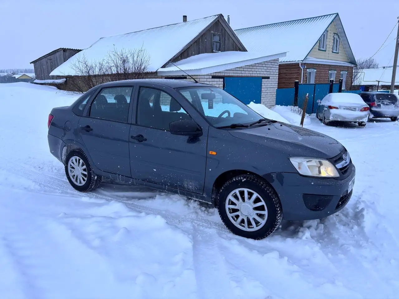 Продажа Lada Granta 2015 года - Легковые автомобили (Авто) в Казань