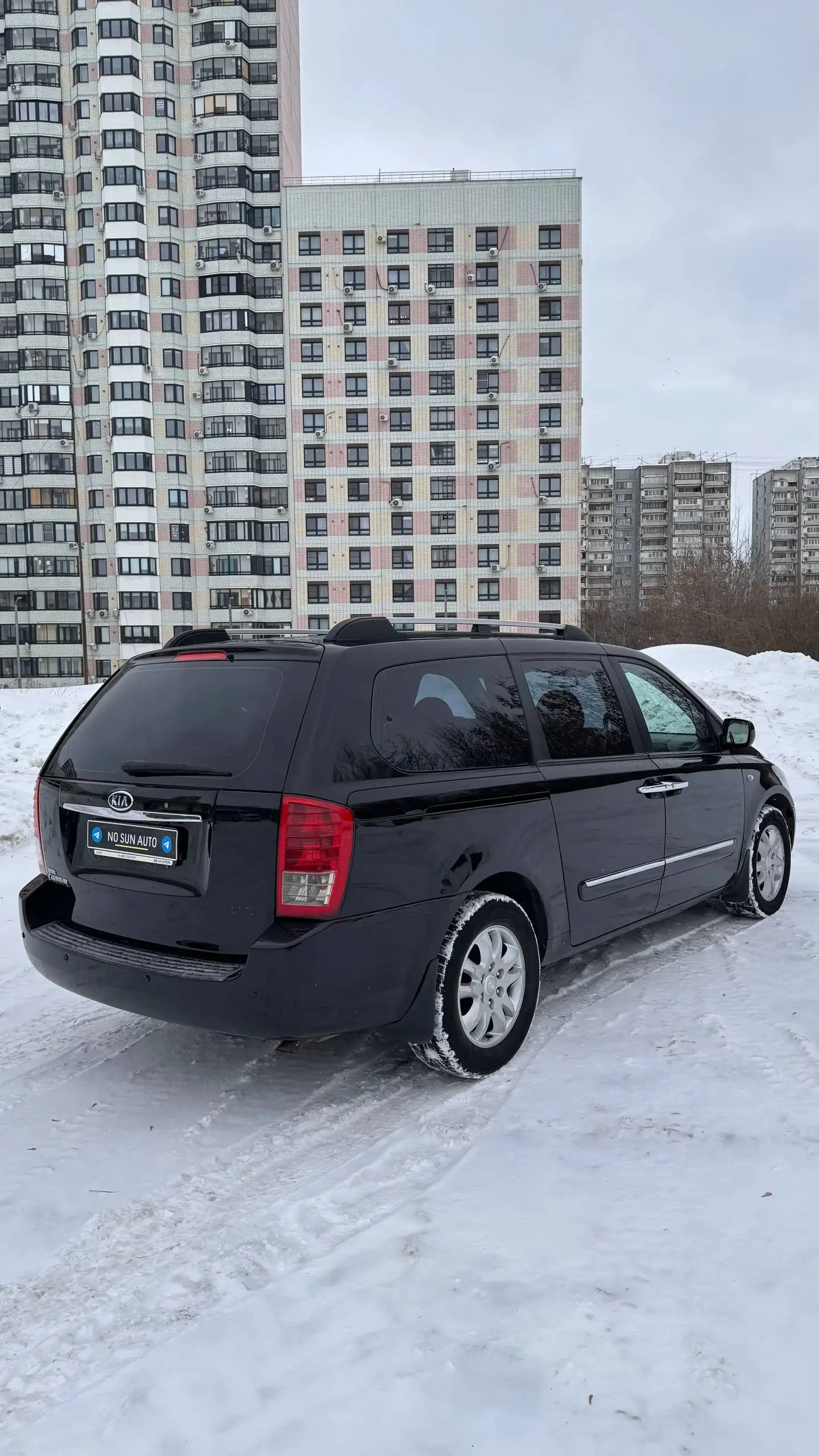 Kia Carnival 2008 дизель автомат 290 тыс. км - Минивэны (Авто) в Москва