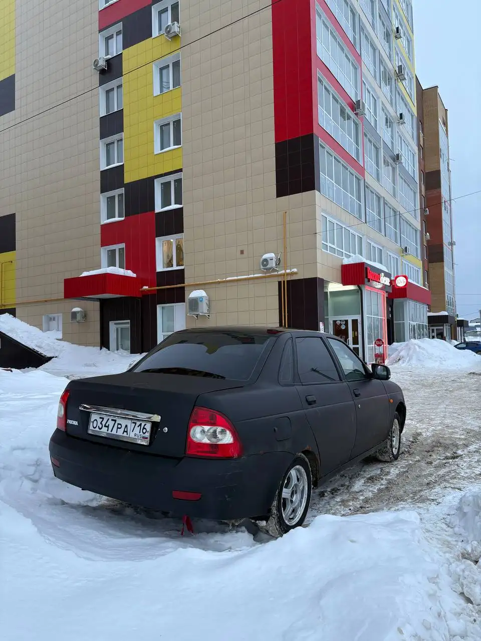 Продам Лада Приора 2009 года черный седан - Легковые автомобили (Авто) в Казань