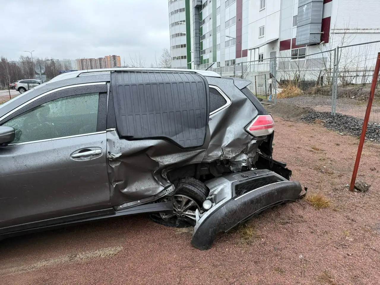 Nissan X-Trail 2016 года после ДТП - Легковые автомобили (Авто) в Санкт-Петербург