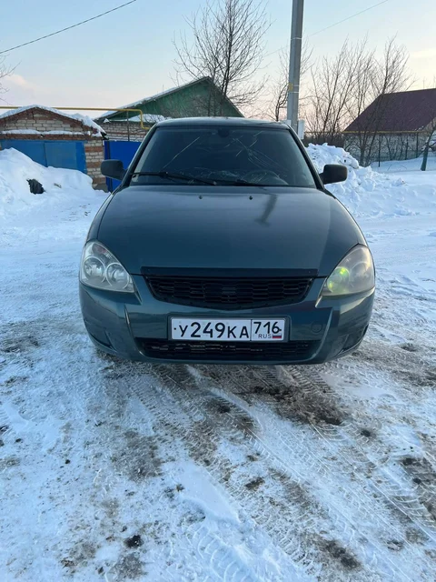 LADA Priora 2009 Хэтчбек Люкс в хорошем состоянии - Легковые в Казань