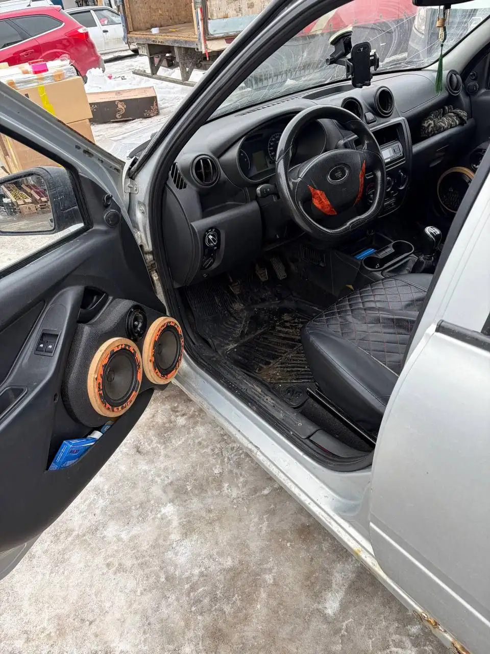 Lada Granta 2014 года с аудиосистемой - Lada (ВАЗ) (Авто) в Казань