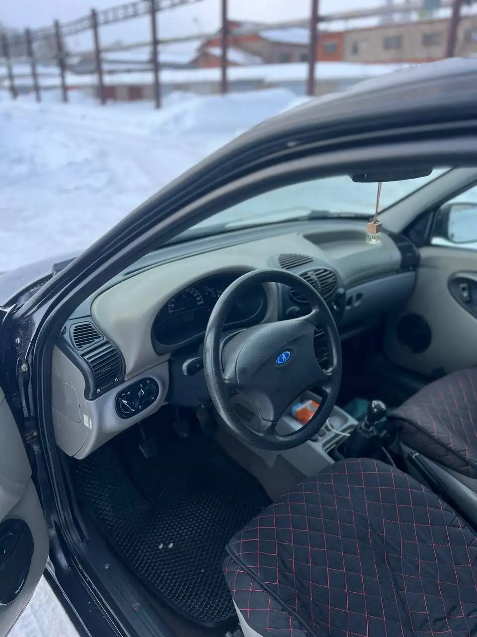 Продажа автомобиля 2012 года в отличном состоянии - Авто в Чистополь