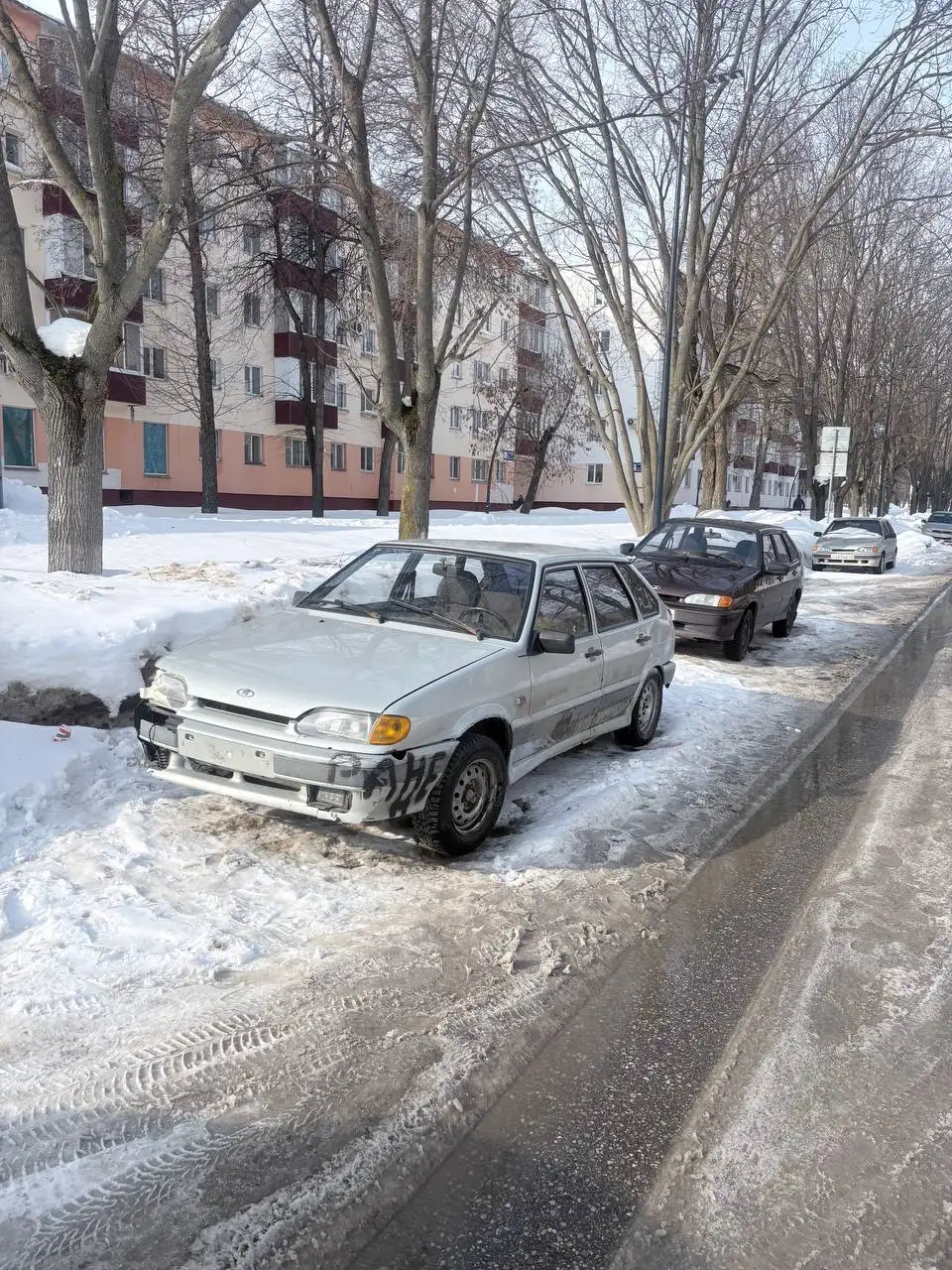 ВАЗ 2114 с сигнализацией и автозапуском - Авто в Казань