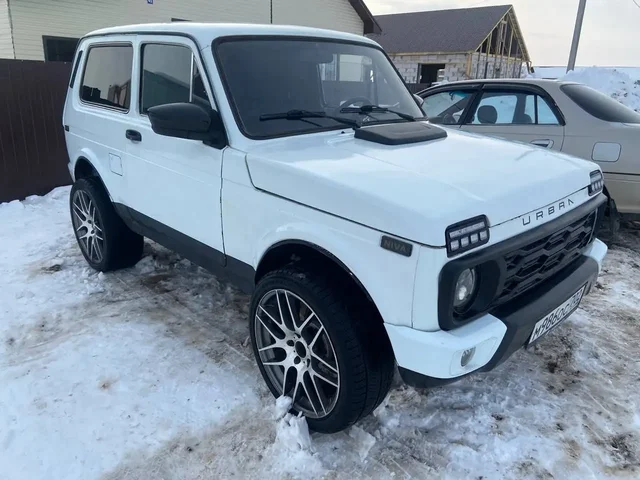 Продажа автомобиля Нива 1997 года - частное объявление в Муслюмово