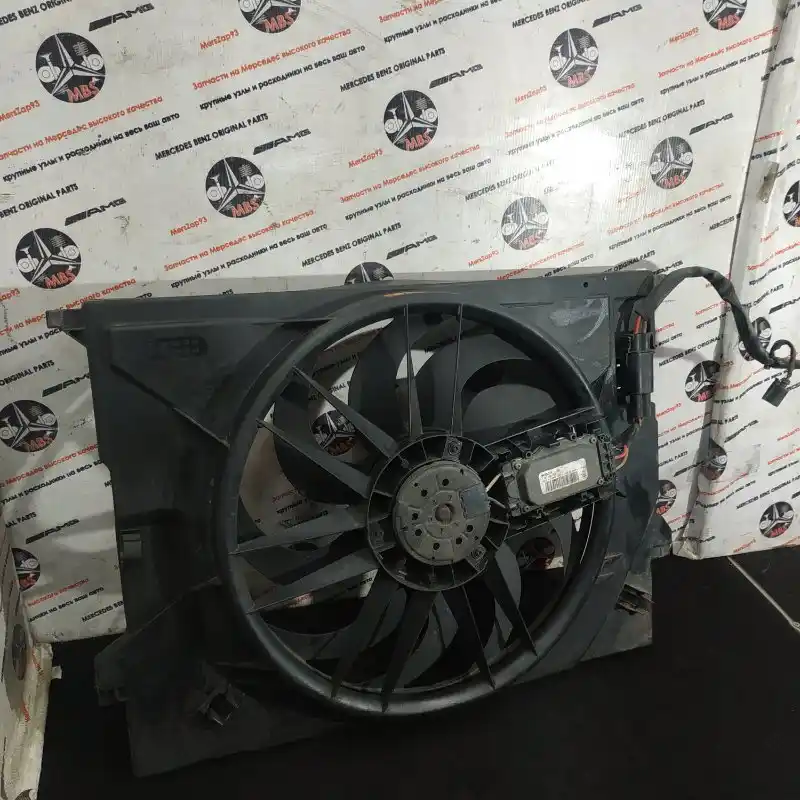 Вентилятор охлаждения на Mercedes W211 дизель