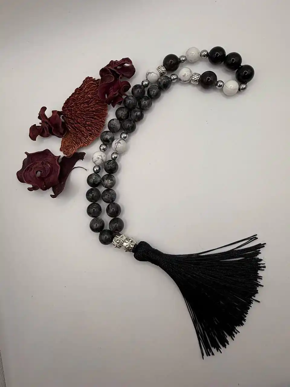 Украшения из натурального камня