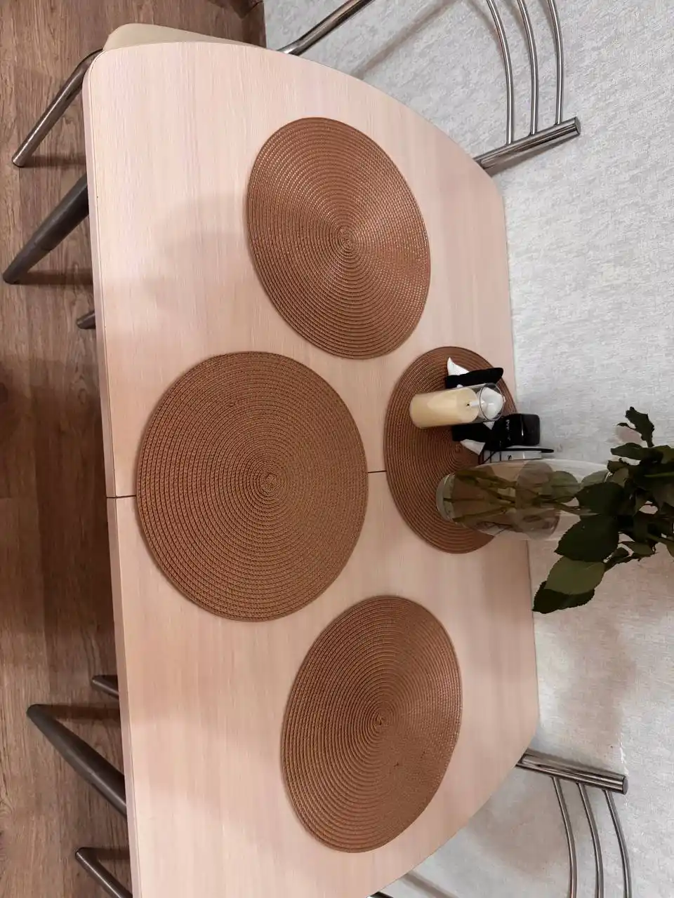 Стол кухонный раскладной и мебель