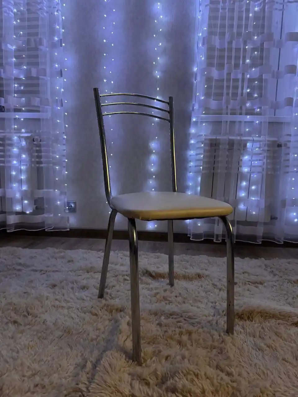 Стол кухонный раскладной и мебель