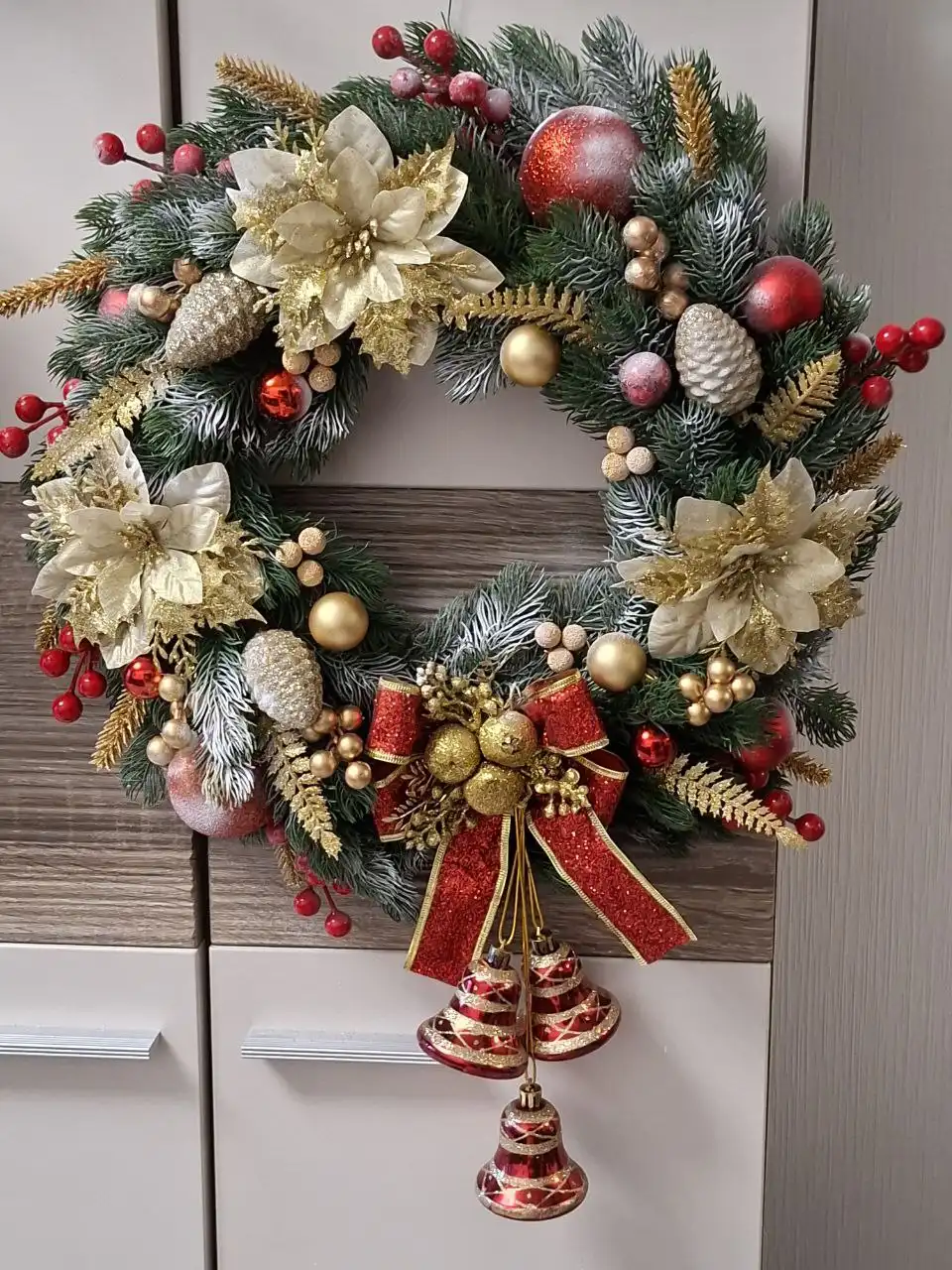 Новогодние рождественские венки ручной работы