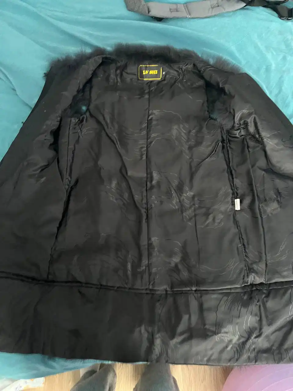 Продам песцовую жилетку размер 42