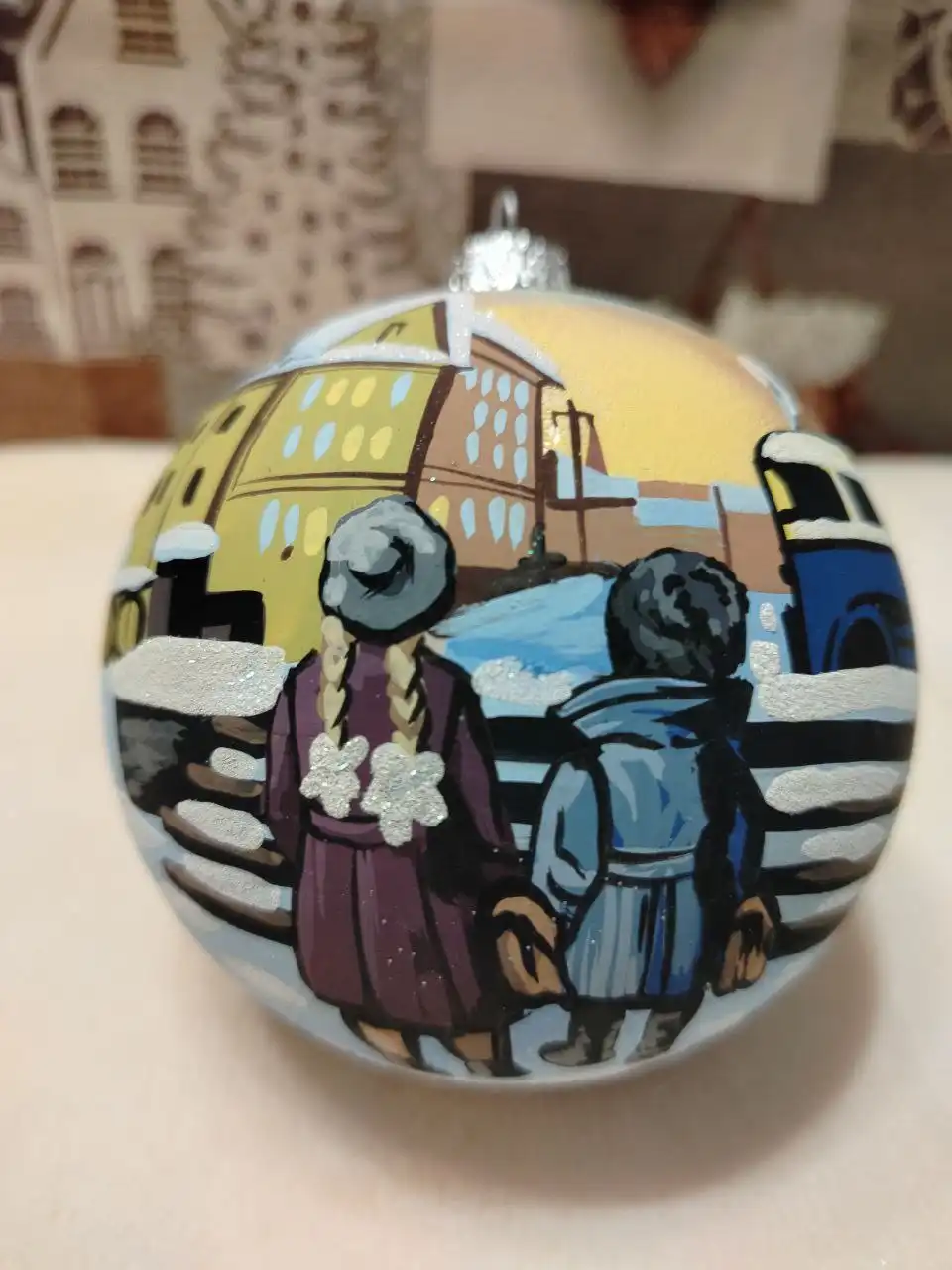 Коллекционные стеклянные изделия с круговой росписью