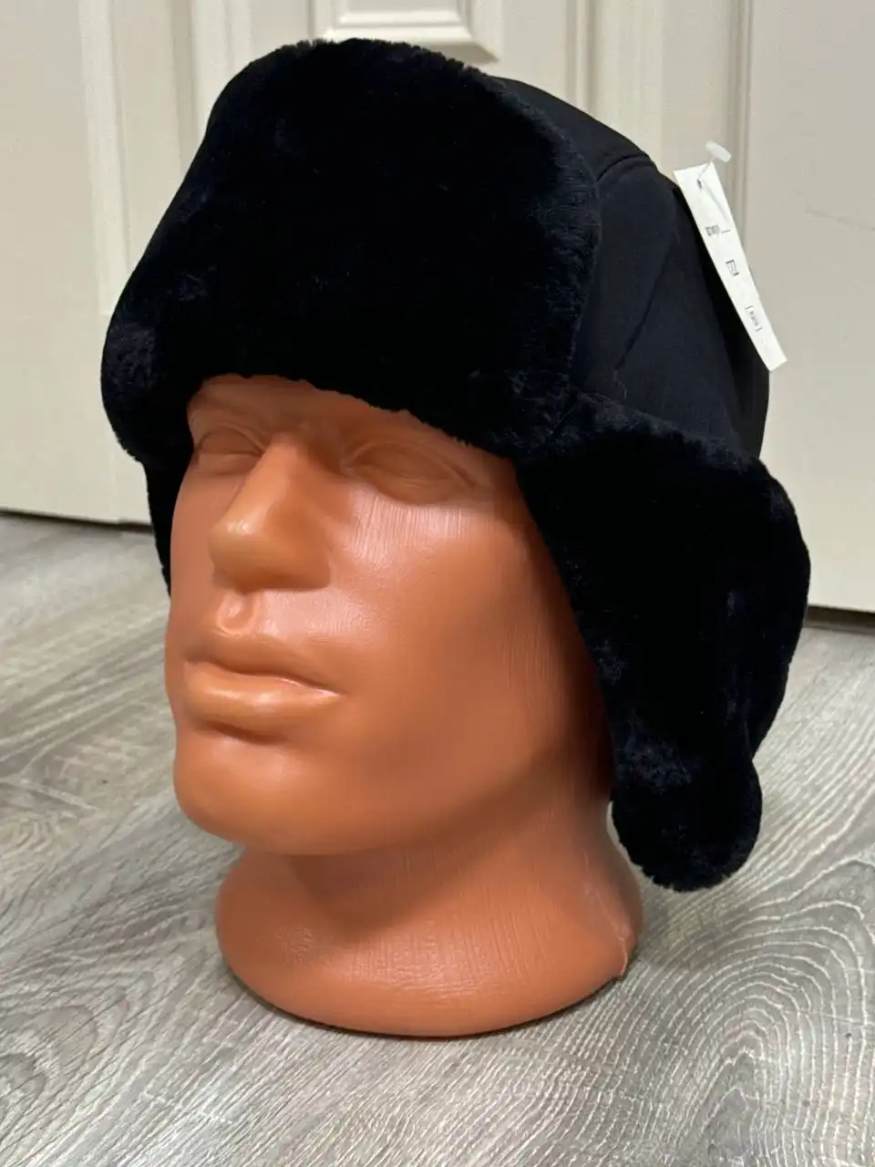 Мужская зимняя шапка 60 размера новая с биркой