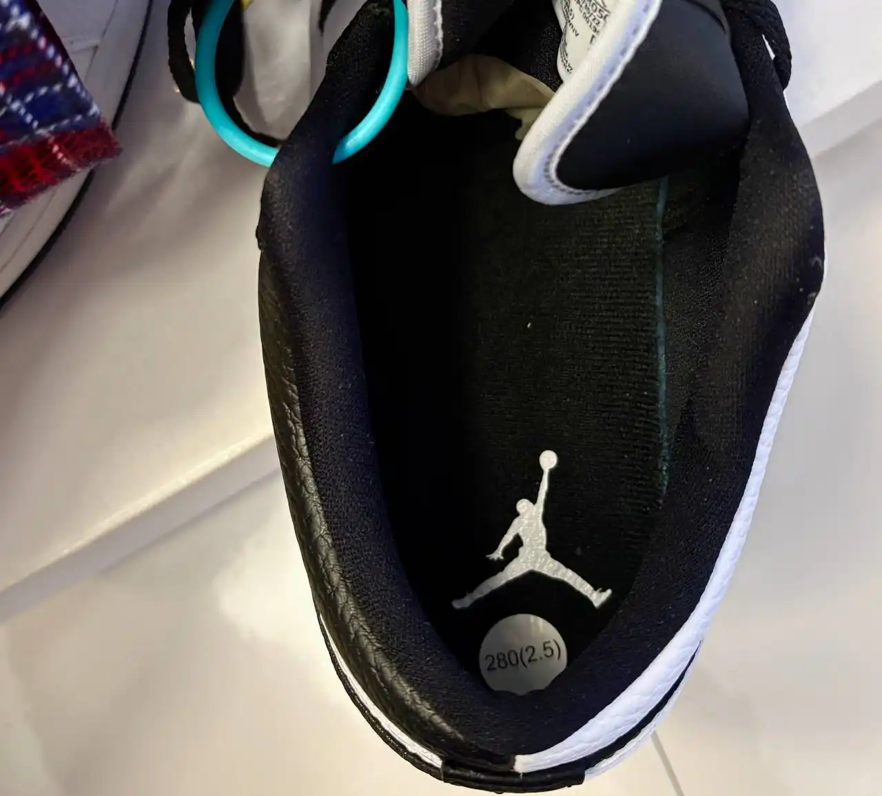 Air Jordan 1 Homage 43 размер оригинал