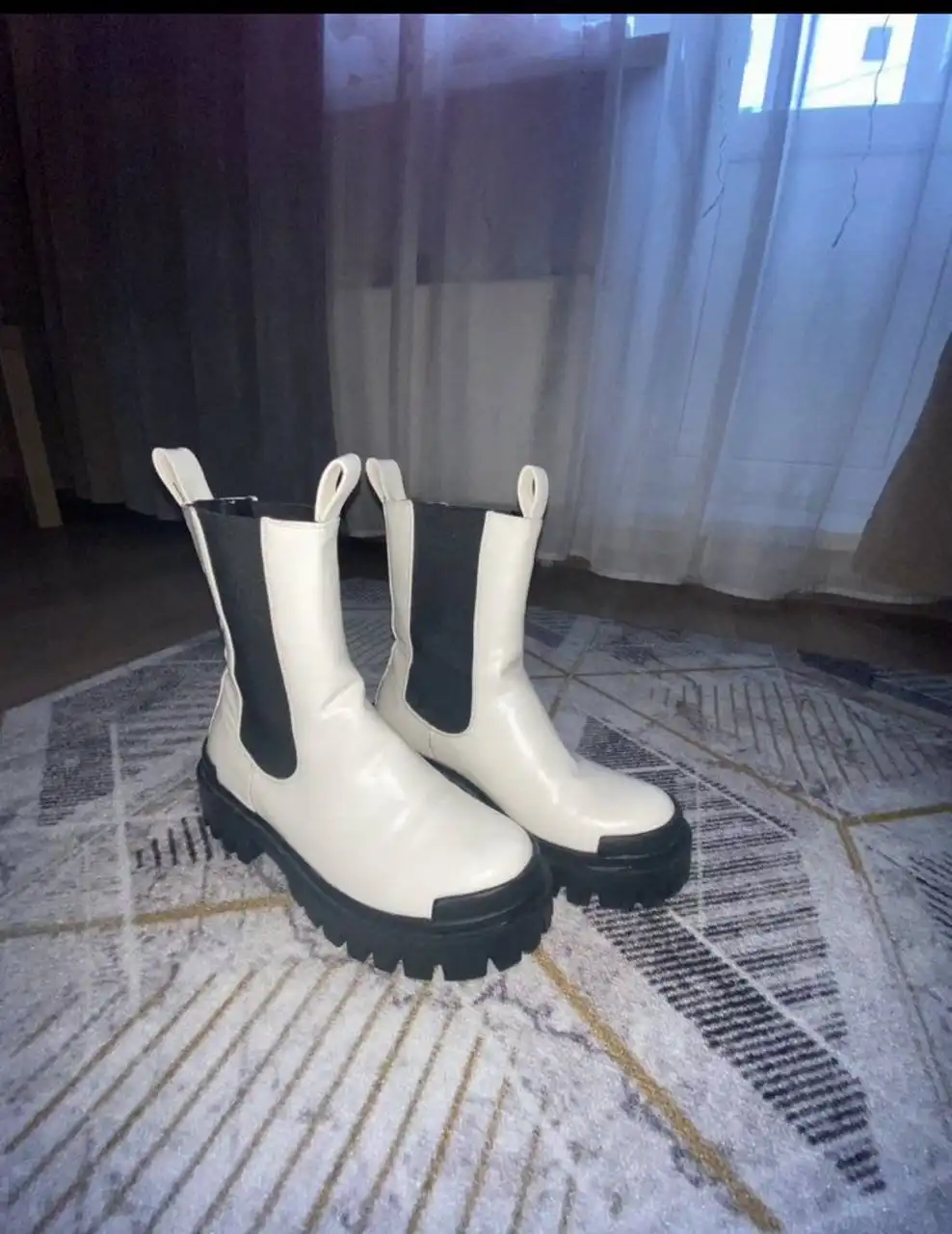 Обувь размер 37 и новая плойка в Балашихе